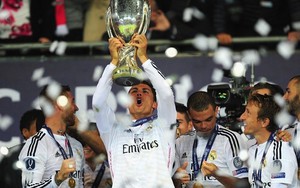 Bùng nổ ở Cardiff City, Cris Ronaldo cho Messi hít khói