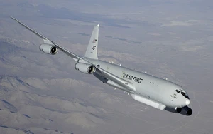 E-8 Joint STARS - Kẻ giấu mặt đáng sợ nhất trên không trung