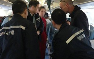 Hành khách Trung Quốc lại trộm tiền trên chuyến bay của VNA