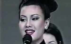 Chết cười màn ứng xử ngô nghê nhưng hay nhất lịch sử Hoa hậu VN