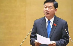 "Có thể vừa đi cao tốc Nội Bài - Lào Cai vừa làm thơ"
