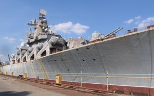 Liệu Trung Quốc có ý định mua lại tuần dương hạm Ukrayina?