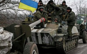NATO nghi Ukraine và ly khai "giả vờ" thực thi thỏa thuận Minsk