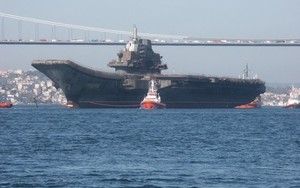 Mua tàu sân bay Ukraine thay vì Nga, TQ khôn ngoan hay khờ khạo?