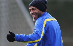 Herry chính thức trở lại Arsenal