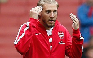 Gã "chân gỗ" khiến Bendtner phải bái làm thầy