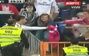 Real không danh hiệu, fan vẫn "phát điên" vì Ronaldo