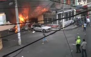 Máy bay lao xuống hiệu bánh đông đúc, nhiều người thương vong