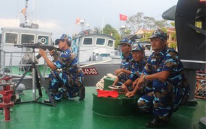 Giá súng đa năng trên tàu PCF