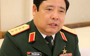 Sáng 25-7, Bộ trưởng Phùng Quang Thanh về đến Hà Nội