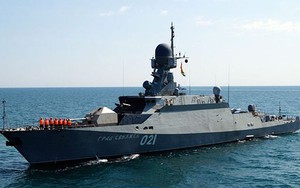 Gần 20 đội tàu Hạm đội Caspian - Nga diễn tập báo động