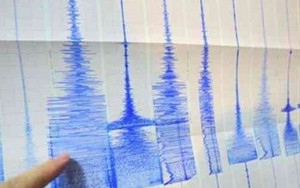 Động đất mạnh 6,6 độ Richter ở Indonesia, người dân hoảng loạn