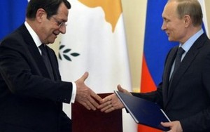 Síp - ’Lỗ thủng' trên bức tường chắn Nga của EU
