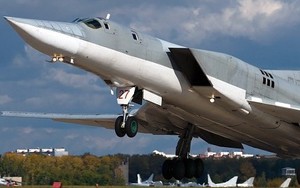 Máy bay Thụy Điển đụng độ với máy bay ném bom hạt nhân của Nga