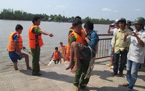 Giải cứu nam thanh niên “muốn tự tử nhưng sợ độ cao”