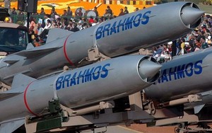 Ấn Độ thành lập trung đoàn “sát thủ diệt hạm” BrahMos