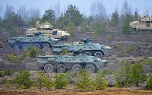 Mỹ hối thúc NATO phát triển vũ khí đi trước Nga, Trung Quốc