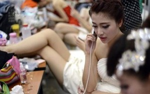 Cảnh ăn ngủ vạ vật đằng sau những xa hoa của nghề mẫu