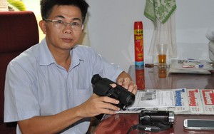 Dân bắt công an trả lại tiền hối lộ