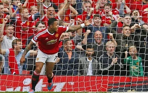 Man United 3-0 Sunderland: "Nhuộm đỏ" nước Anh