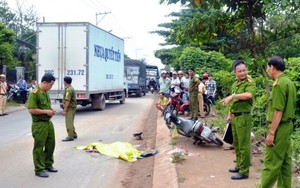 TP.HCM: Truy tìm ô tô cán hai mẹ con thương vong