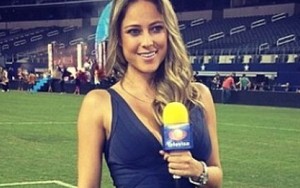 Người đẹp phũ phàng từ chối Cris Ronaldo