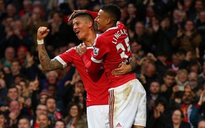 Man United 2-0 West Brom: Đòn kết liễu "ảo diệu"