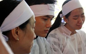 "Tận mắt thấy anh trai kẹt trong cabin tàu, tôi như rụng rời"
