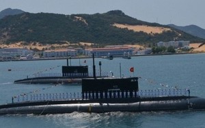 Tàu ngầm Kilo thứ 4 về Việt Nam: Chỉ còn tính bằng giờ!