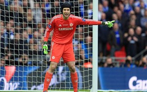 Man United, Arsenal ráo riết giành Petr Cech