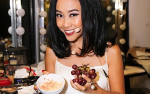 Bữa ăn qua loa ở hậu trường sân khấu của Đoan Trang