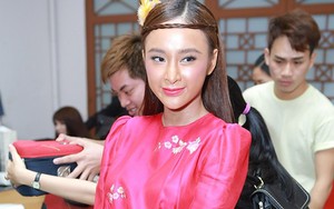 Angela Phương Trinh kém xinh vì mặt "bóng nhẫy"