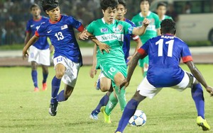 Dân Long An chen nhau mua vé xem trận ĐTLA và HAGL