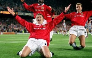 Clip: 3 phút "điên rồ" nhất lịch sử Man United