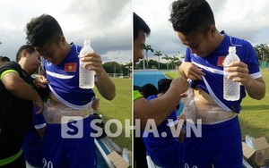Từ Singapore: Ronaldo Việt bất ngờ gặp họa