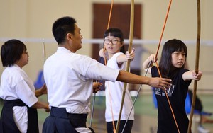Thú chơi bắn cung nghìn đô hút giới trẻ Hà thành