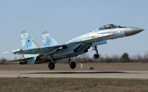 Su-35S - Ngôi sao trong ngày đại lễ