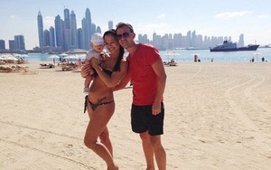 Bồ cũ nóng bỏng của Ronaldo lên xe hoa