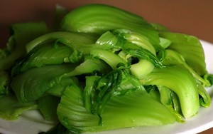 Sai lầm nguy hiểm khi luộc rau khiến bạn phải ăn chất độc hại