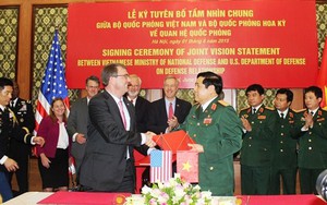 Bộ Quốc phòng Việt Nam và Hoa Kỳ ký Tuyên bố Tầm nhìn chung