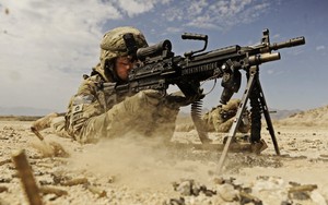 M249 SAW - Biến thể của FN Minimi dành cho quân đội Mỹ