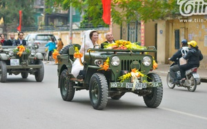 Đám rước dâu bằng xe jeep độc đáo ở Hà Nội