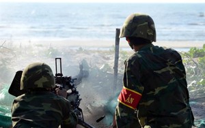 Diễn tập tiểu đoàn bộ binh phòng ngự bờ biển