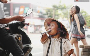 Không có tay, chẳng có chân - mà nụ cười của cô bán vé số bên vỉa hè vẫn tươi nhường ấy!