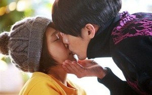 11 nụ hôn mang hương vị riêng trong phim Hàn