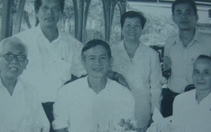 Chở UH-1 vượt Trường Sơn ra Bắc