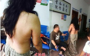 Đang tắm, bị lôi ra trong tình trạng khỏa thân để phá dỡ nhà