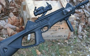 Beretta Cx4 Storm - Khẩu carbine lạ sử dụng đạn súng ngắn của Ý