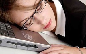 5 tuyệt chiêu xóa tan cơn buồn ngủ chỉ trong nháy mắt