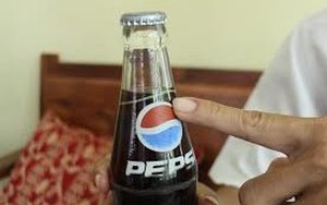 Sau "con ruồi nửa tỷ", Pepsi có dây thun được rao bán 100 triệu